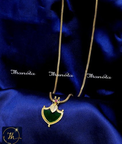 DCH1290 - Kerala Green Palakka Pendant Gold Design with Chain
