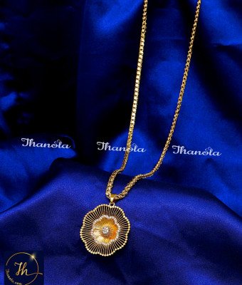 DCH1331 - Gold Chain Design with White Stone Flower Locket Design
