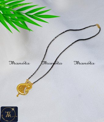 BBA1116 - Forming Gold Pendant Short Black Beads Mangalsutra Chain